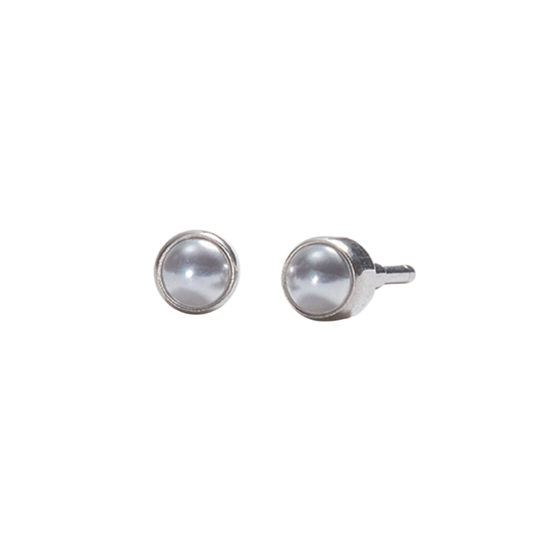 Deluxe White Simulated Pearl Stud